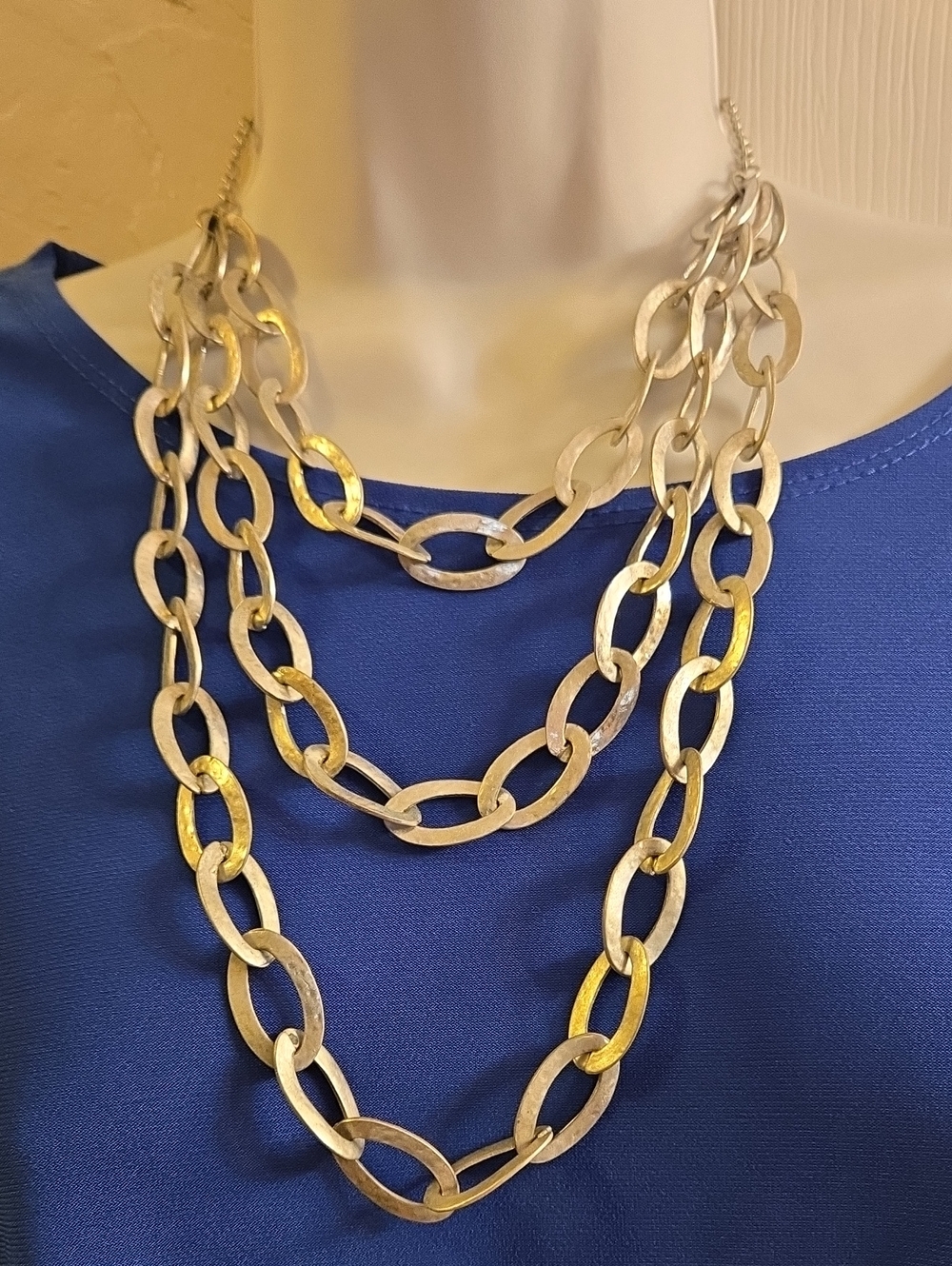 Triple-Layer Silver Link Necklace - Women's Fashion Jewelry